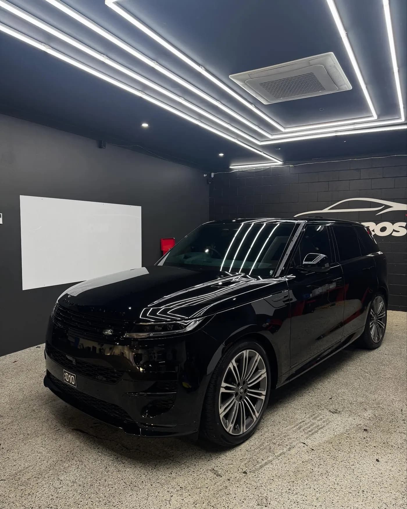 Range Rover Autobiography tinted with Rayno S9 Phantom window film including the sunroof